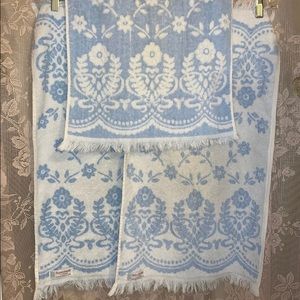 Vintage Floral Towels